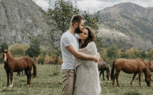 French Philosopher Urges People to Travel